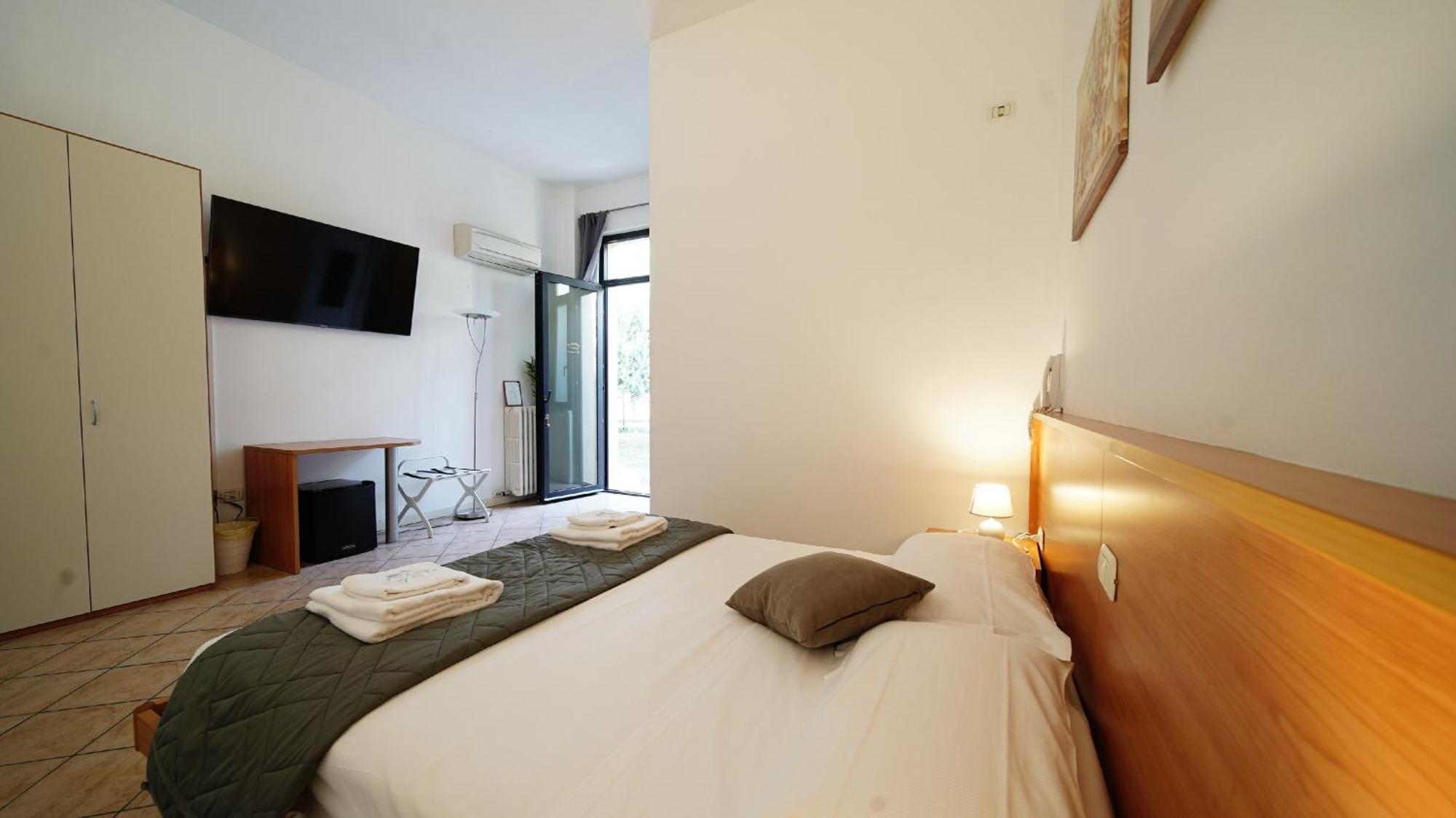 Destiny Rooms Valpolicella Pedemonte Quarto foto