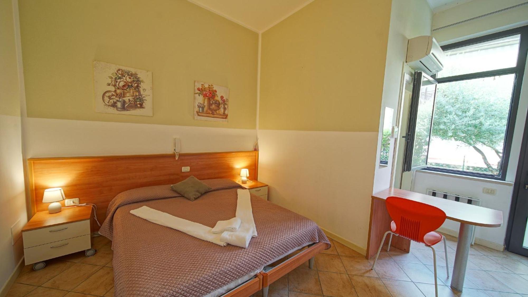Destiny Rooms Valpolicella Pedemonte Quarto foto